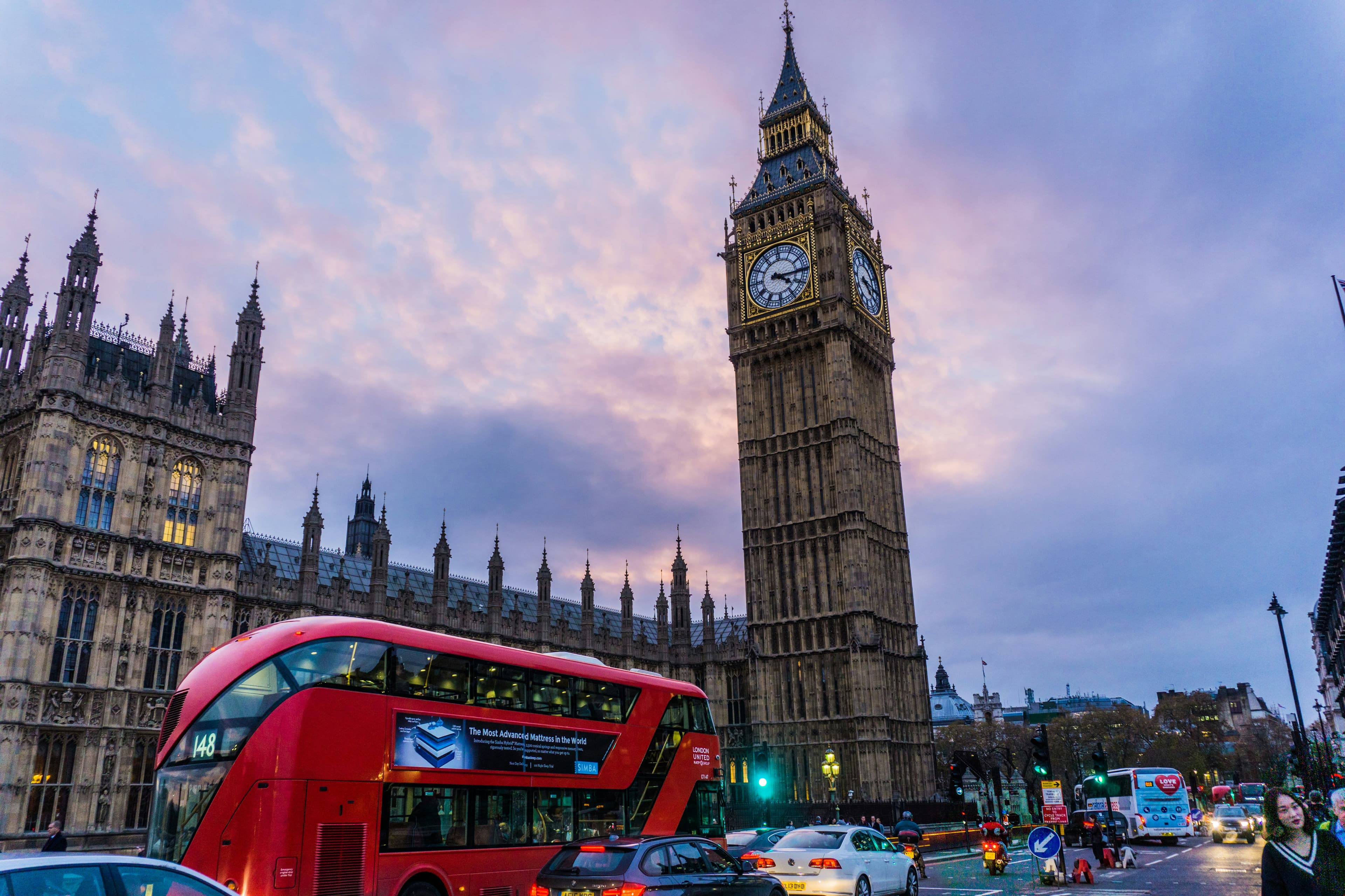 A 10-Day UK & Ireland Itinerary: Tours and Scenic Travel to London, Bath & Dublin curated by Sarah Sanders