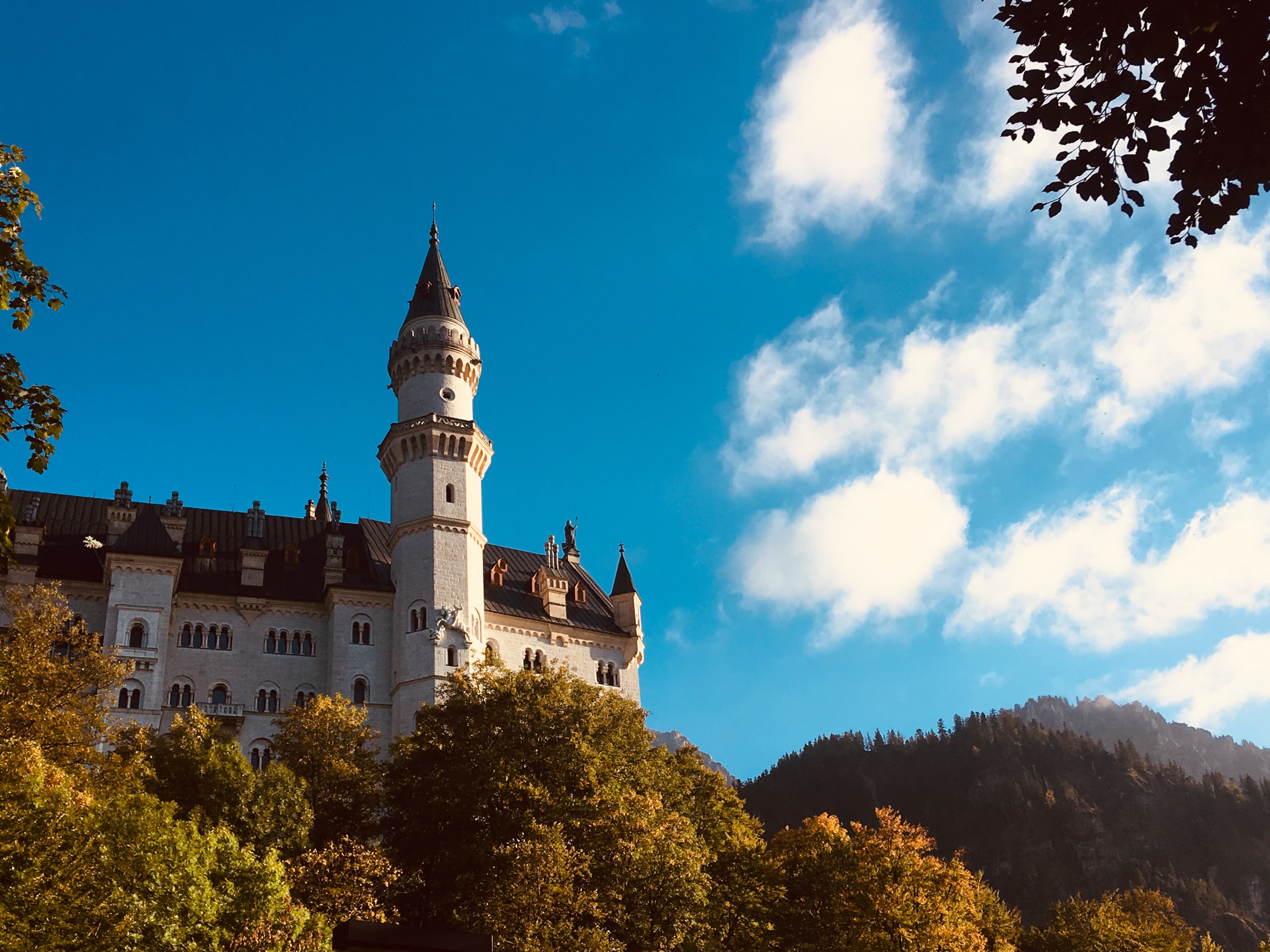 How to Do Oktoberfest Sustainably: Local Etiquette, Low-Impact Tips & Where to Go curated by Erica Hanger