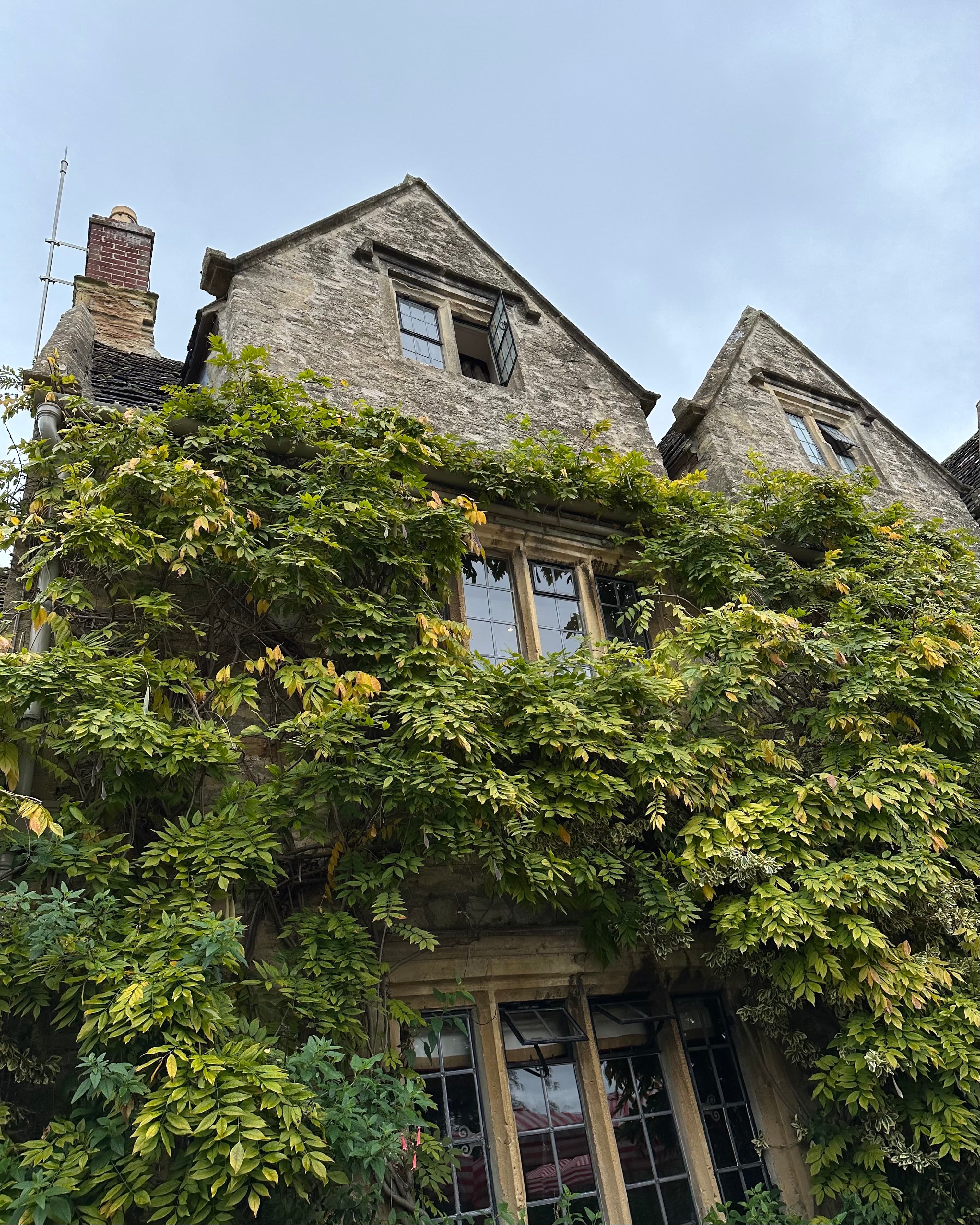 The Ultimate Countryside Escape: A Chic Guide to the Cotswolds curated by Brooke Hone