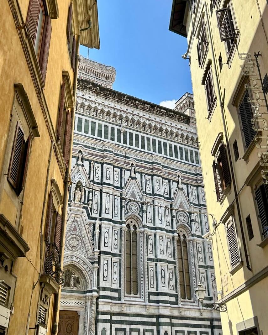 Beyond the Duomo: A Family Guide to Florence and Tuscany curated by Alexandra Caritg