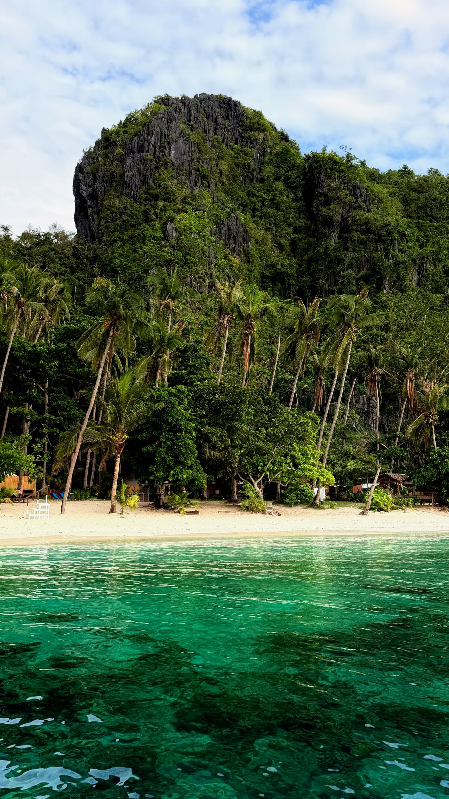 Island Hopping Through the Philippines: An 11-Day Luxury Escape curated by Emily Lawson