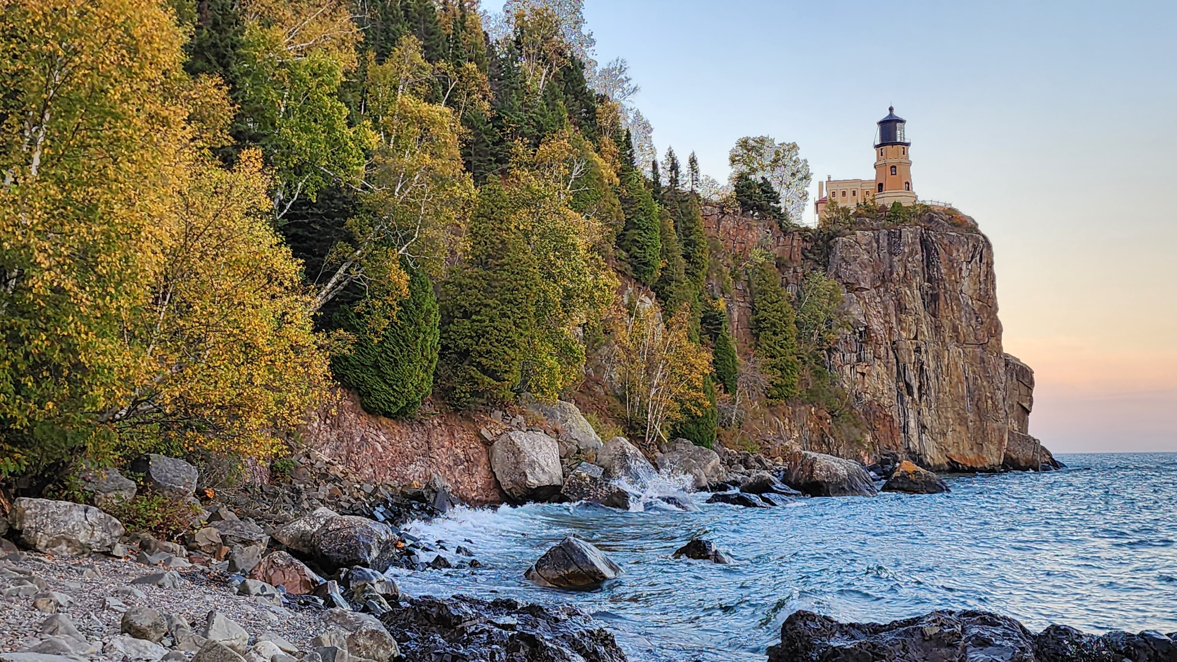 Minnesota North Shore Guide: Where to Stay, Eat & Explore curated by Mary Beth Willems