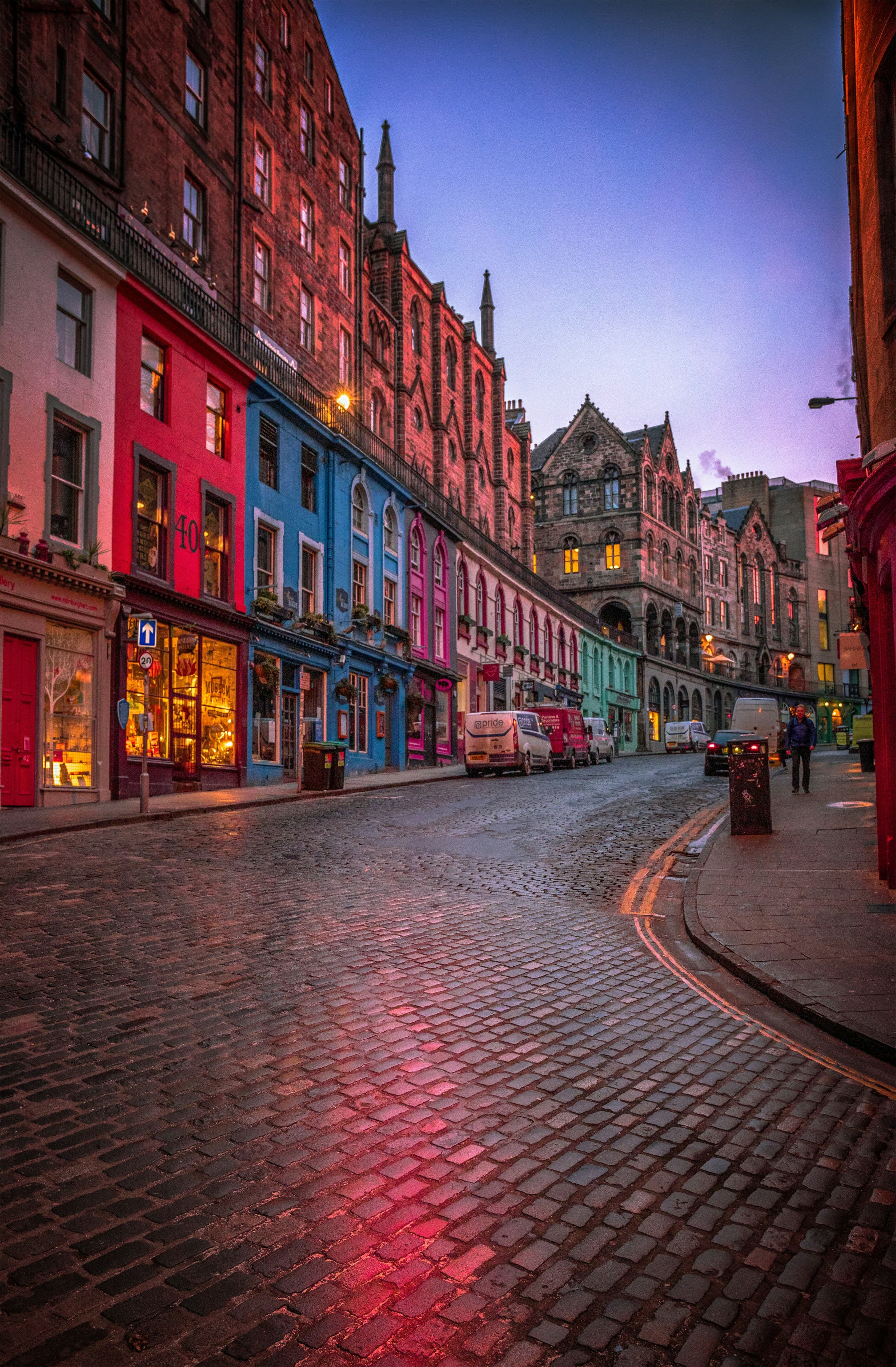 A Vegan Guide to Edinburgh curated by Emma Roney