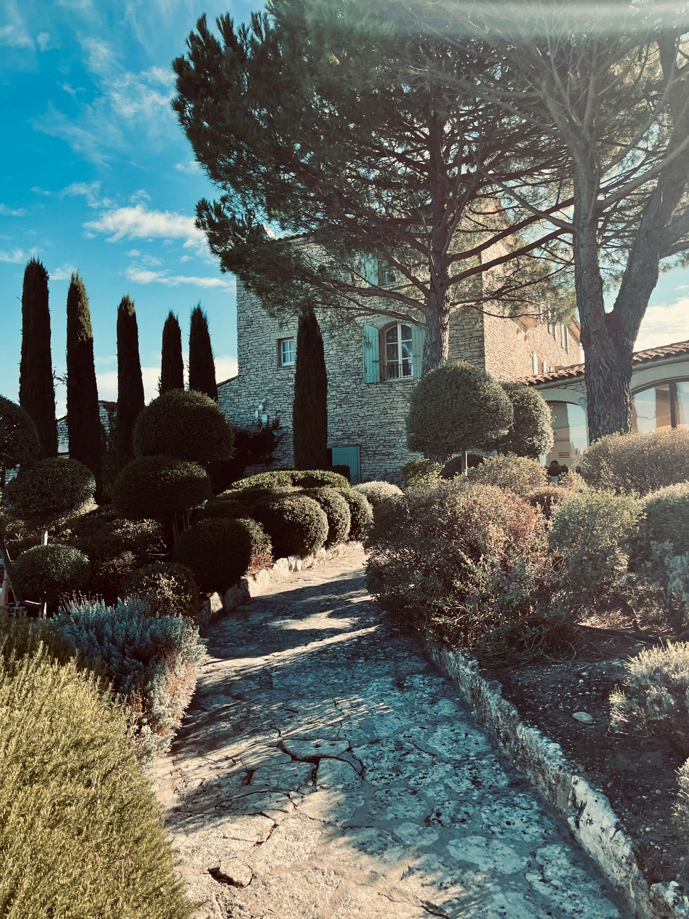 Girls’ Trip to Provence: A Guide to Markets, Cooking Classes & Luberon Life curated by Rebecca Hanson