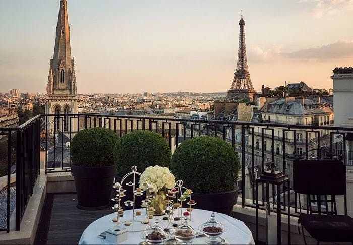 dining on a terrace in Paris