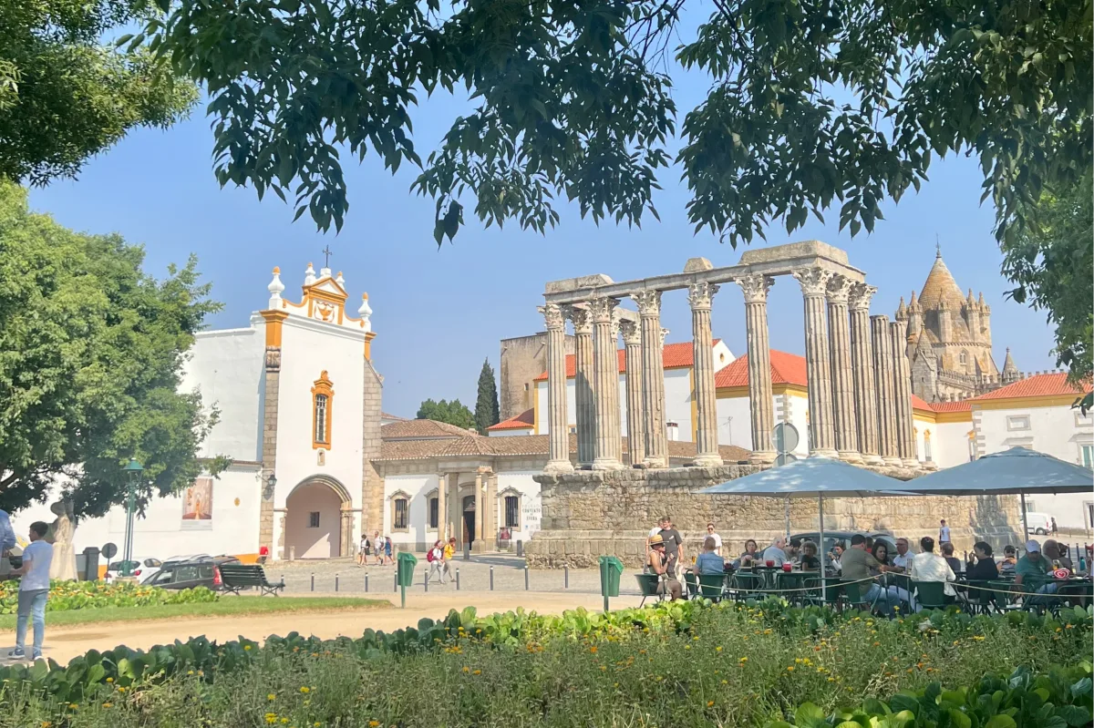 Evora-Roman-Temple-Portugal-travel-guide