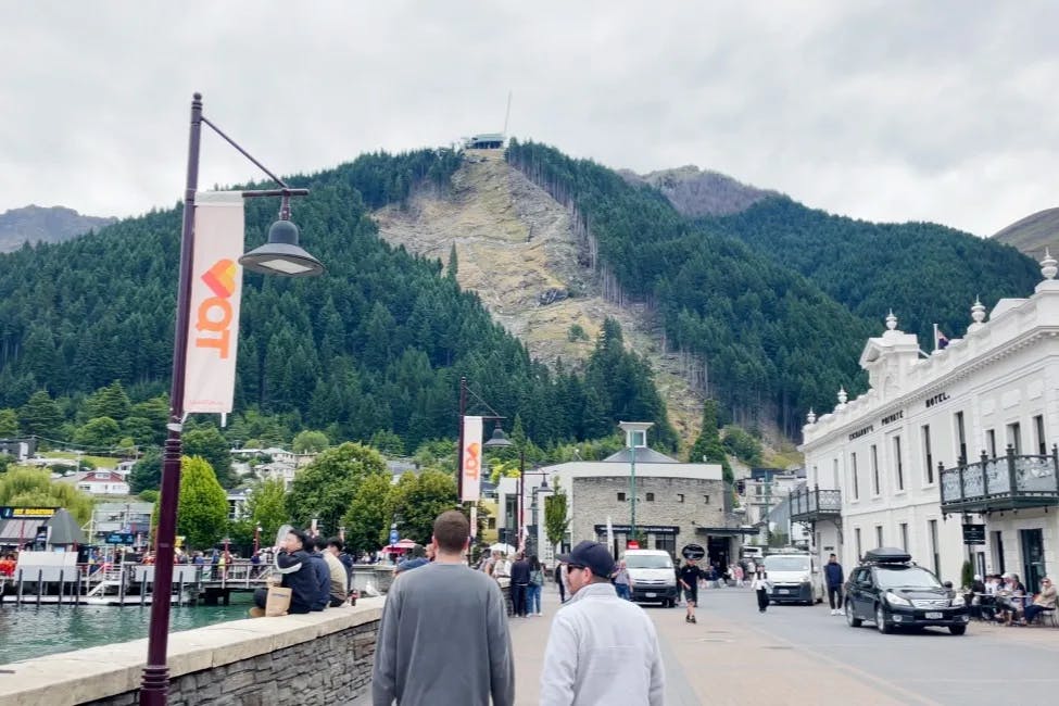 Discover great shopping in Downtown Queenstown.