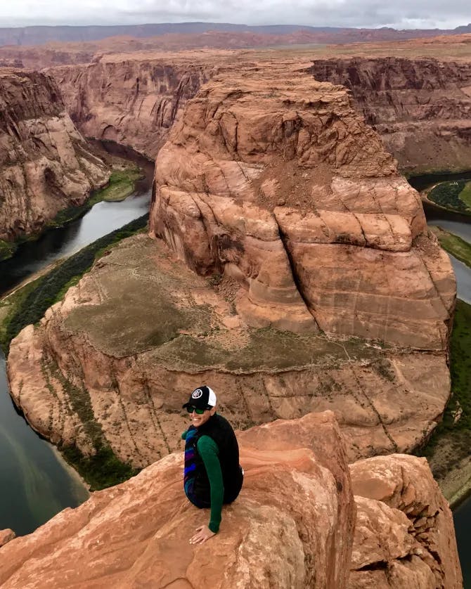 Posing for a picture at Horseshoe Bend